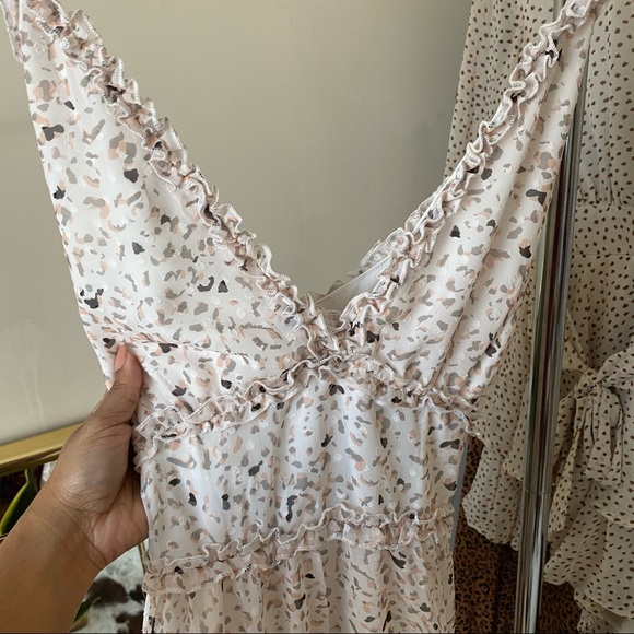 BaeVely Spring Fling Mini Ruffle Dress M - Picture 8 of 10